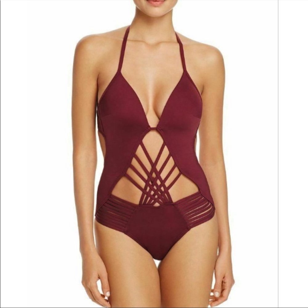 Kenneth Cole Strappy One Piecr Swimsuit